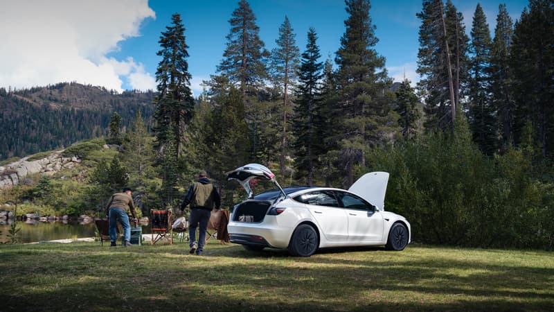 Tesla, the electric car that sparks debate: politics above all?