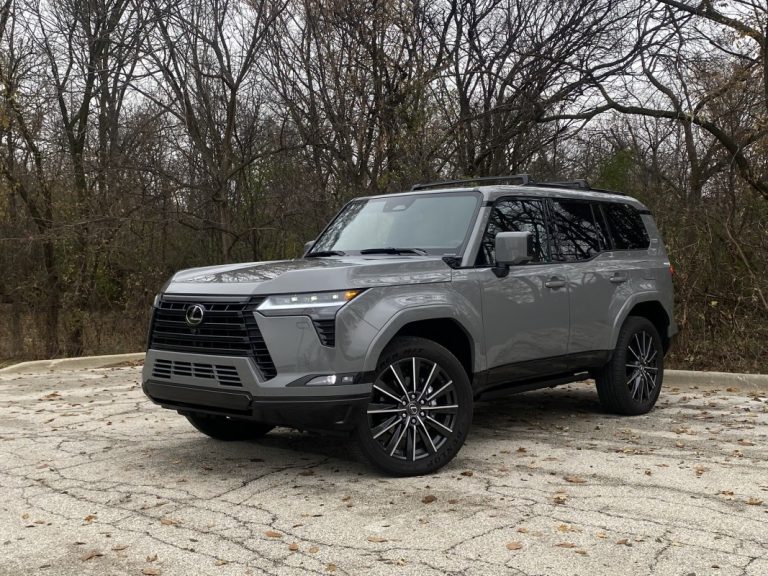 Lexus GX 550 Luxury+: the king of rugged trails