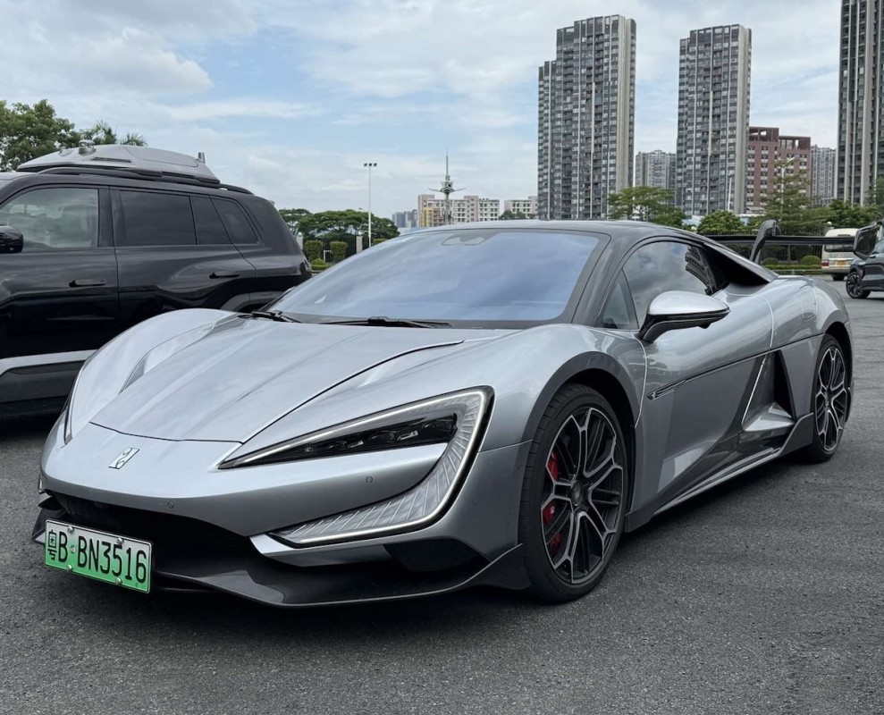 China wants to curb the craze for fast EVs