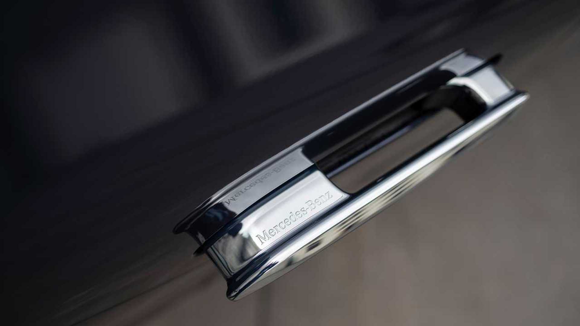 Mercedes-Benz EQS 450+ 2022 exterior door handle