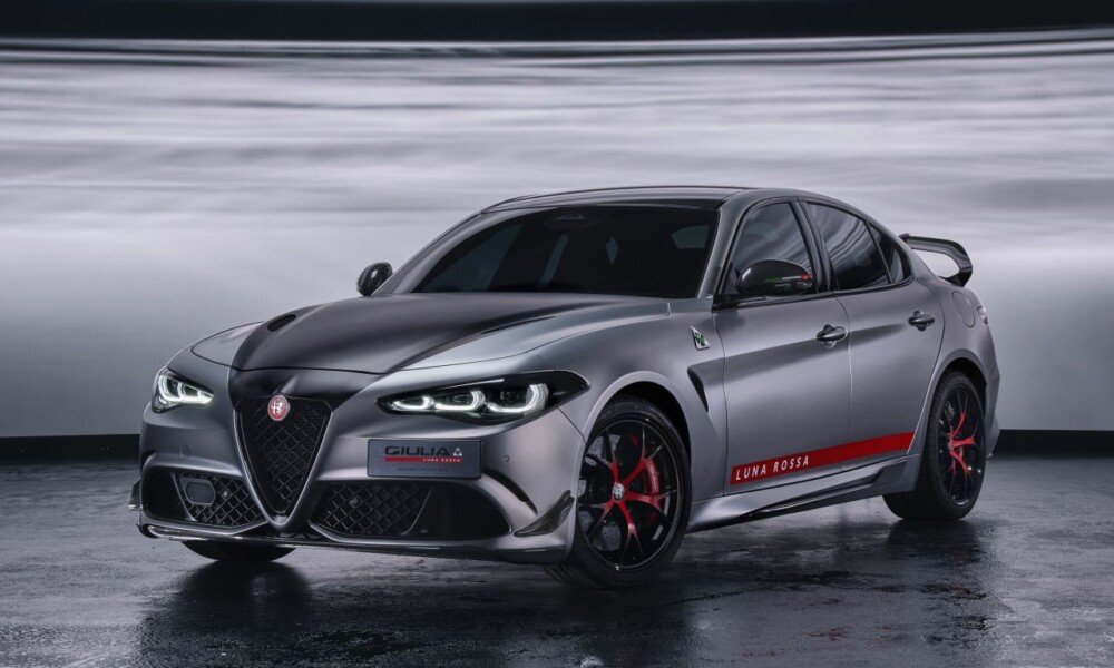 Alfa Romeo Unveils Limited-Edition Giulia Quadrifoglio Luna Rossa Super Sedan