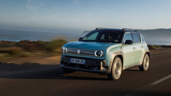 Renault Strengthens Electric Offensive with Increased Incentive for the Renault 5