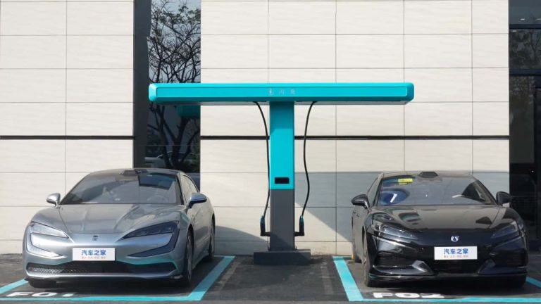 BYD Accelerates EV Charging with Flash Stations: An Industrial Masterstroke