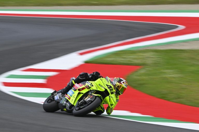 Di Giannantonio takes French GP pole as Márquez and Quartararo struggle